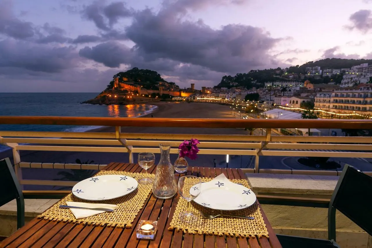 Edificio Tropicana Tossa de Mar