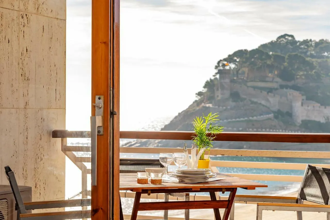 Edificio Tropicana Tossa de Mar Španělsko